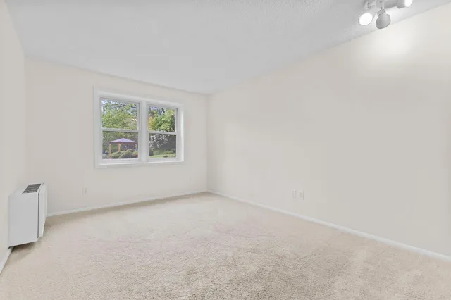 $99,900 | 10113 West 34th Street, Unit 105, Minnetonka, MN 55305