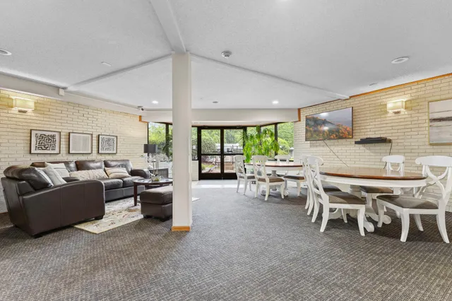 $99,900 | 10113 West 34th Street, Unit 105, Minnetonka, MN 55305