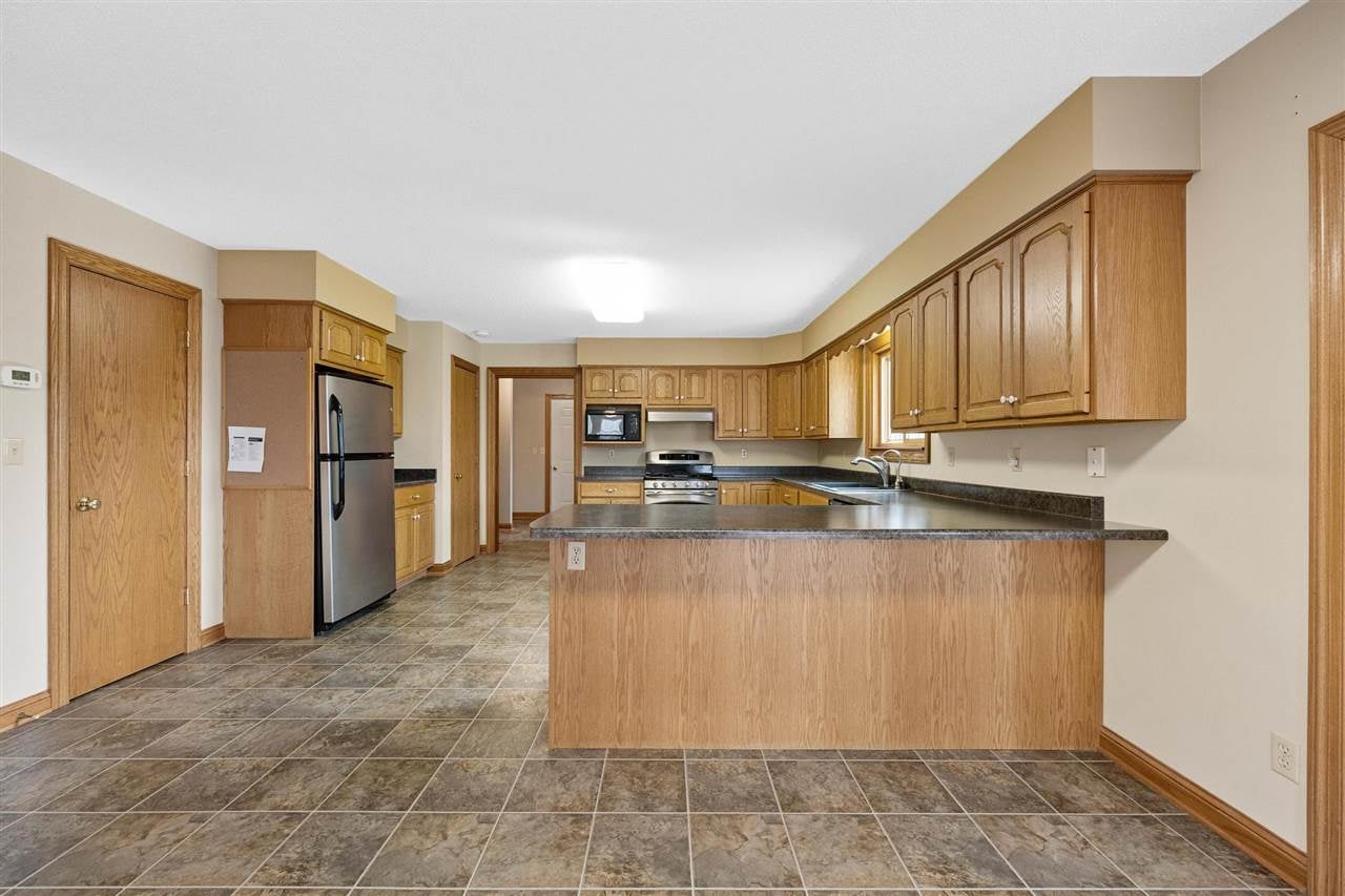 4039 Bruce Road Marion, IA 52302 - Photo 17 of 53 Gallery Image 17