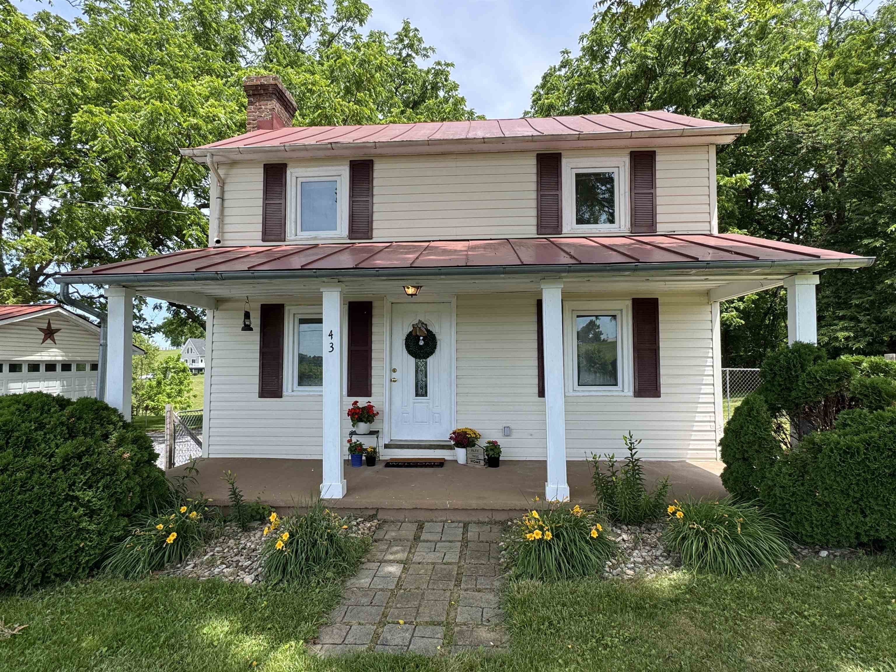 43 Sugar Loaf Road Staunton, VA 24401 - Photo 3 of 67