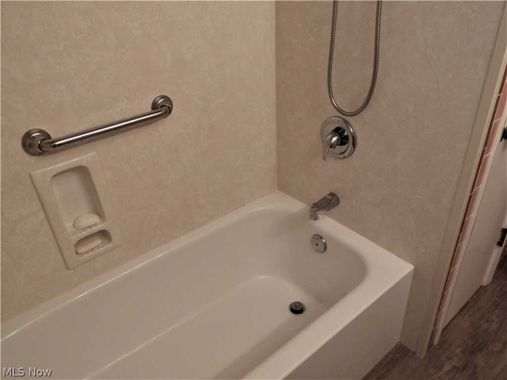 4707 Ridge Road Brooklyn, OH 44144 - Photo 14 of 20