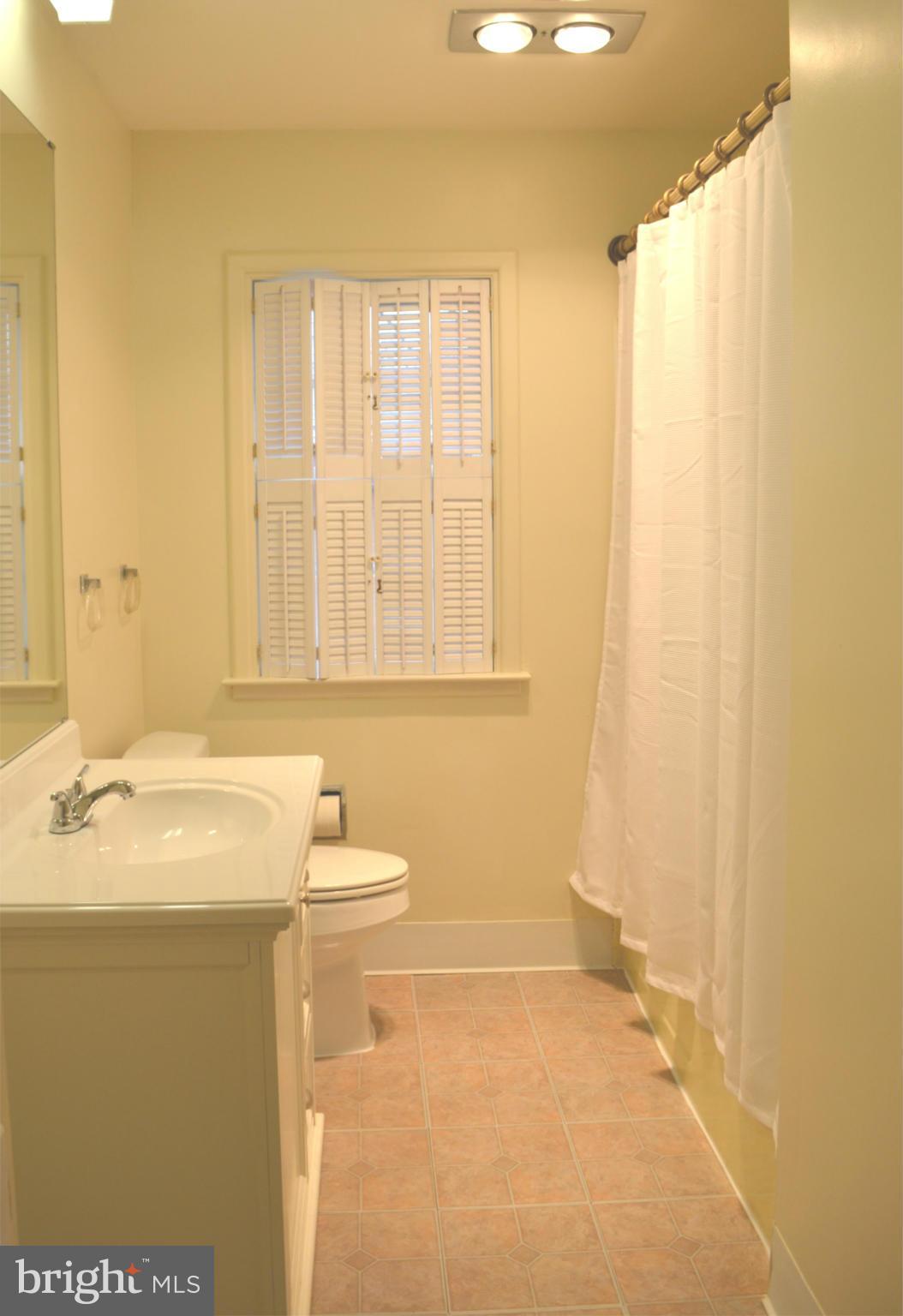 18804 Rolling Road Hagerstown, MD 21742 - Photo 14 of 25 Bath