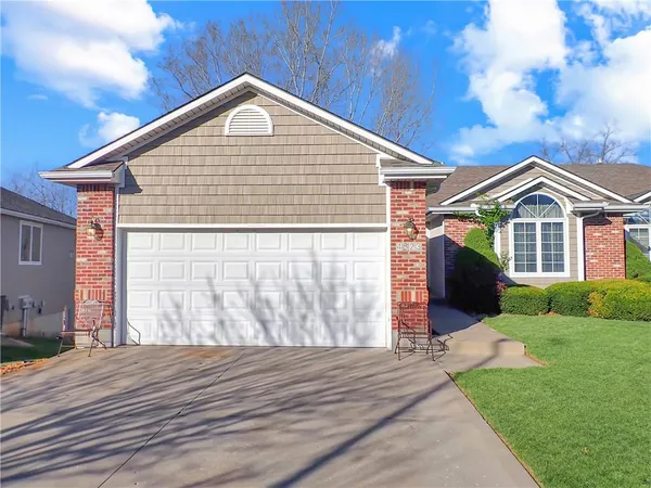 $250,000 | 4523 Hedges Avenue, Kansas City, MO 64133