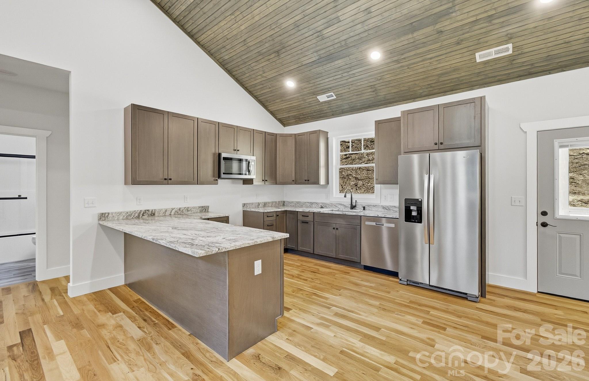 73 Rocking Porch Road Asheville, NC 28805 - Photo 2 of 47