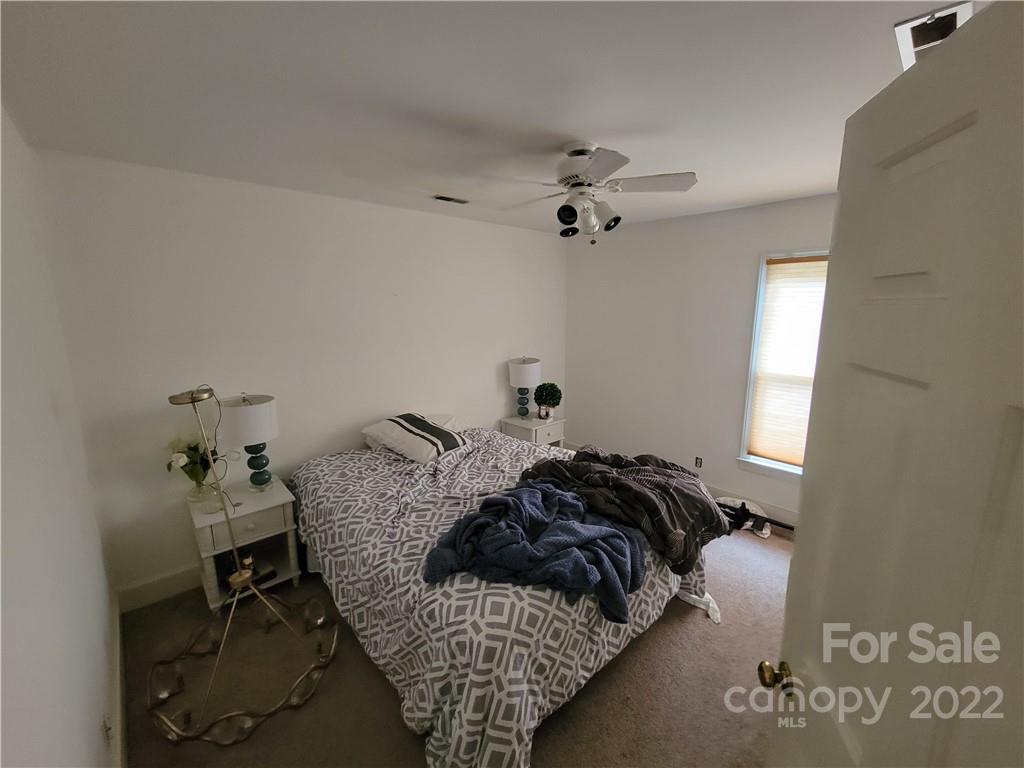 5324 Hillingdon Road Charlotte, NC 28226 - Photo 19 of 21 Gallery Image 19