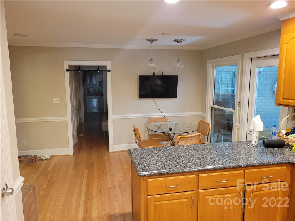 5324 Hillingdon Road Charlotte, NC 28226 - Photo 4 of 21 Gallery Image 4