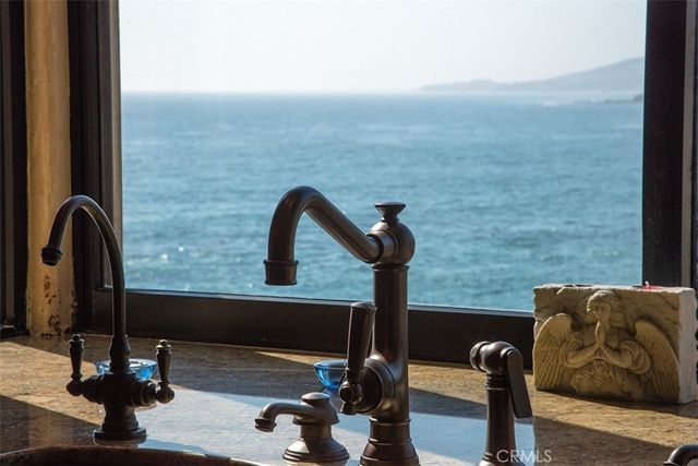 $12,800,000 | 31721 Seacliff Drive, Laguna Beach, CA 92651