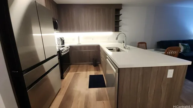 $3,300 | 1515 Liona Street, Unit 1306, Honolulu, HI 96814