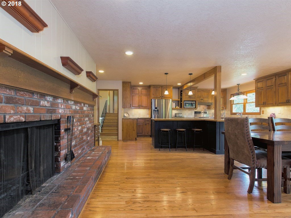 15165 Southwest Bull Mountain Road Tigard, OR 97224 - Photo 12 of 32 Gallery Image 12