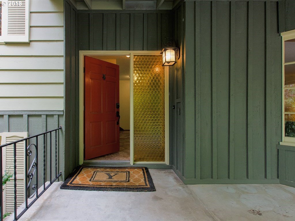 15165 Southwest Bull Mountain Road Tigard, OR 97224 - Photo 3 of 32 Gallery Image 3