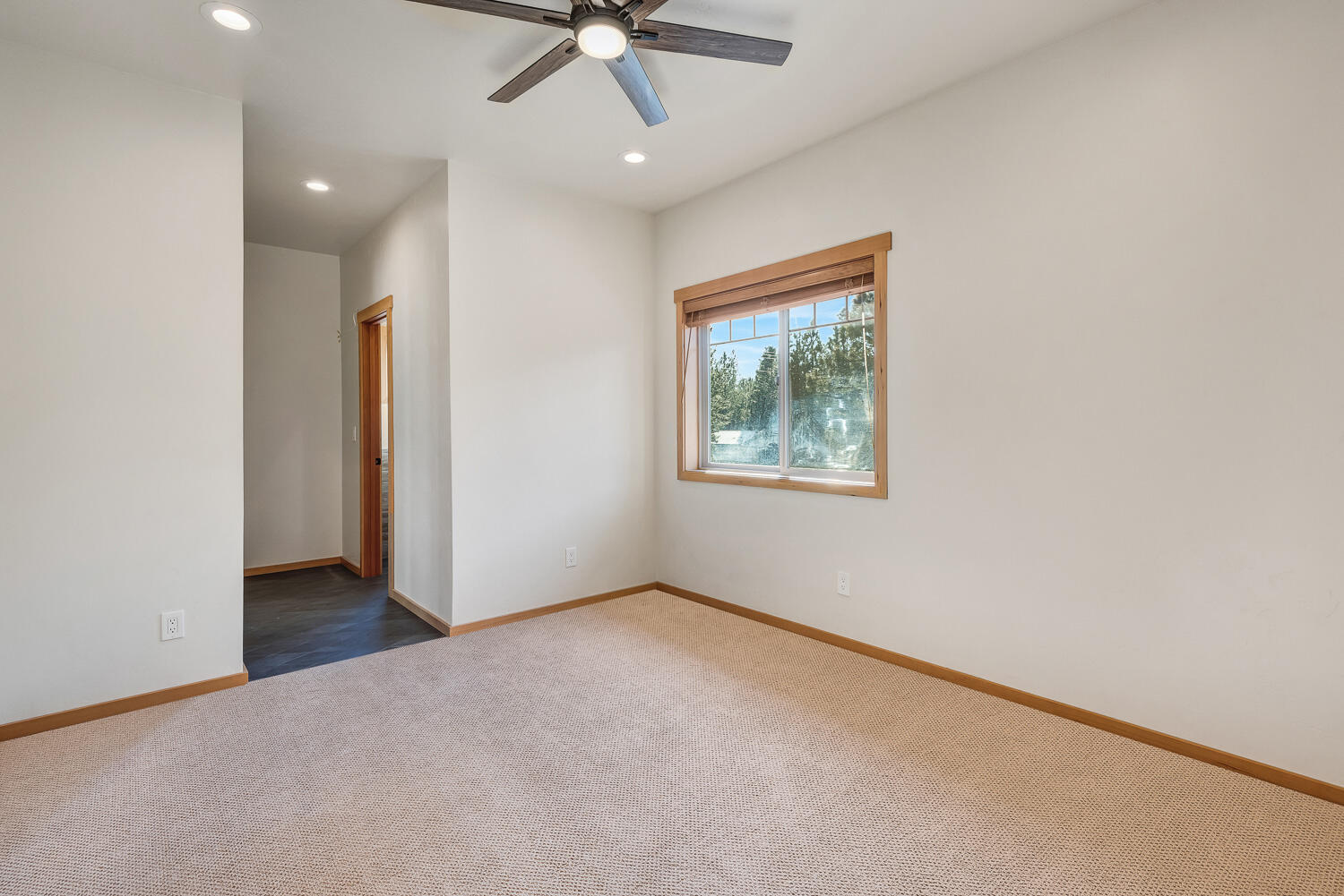15630 Trapper Point Road Sisters, OR 97759 - Photo 25 of 67 26
