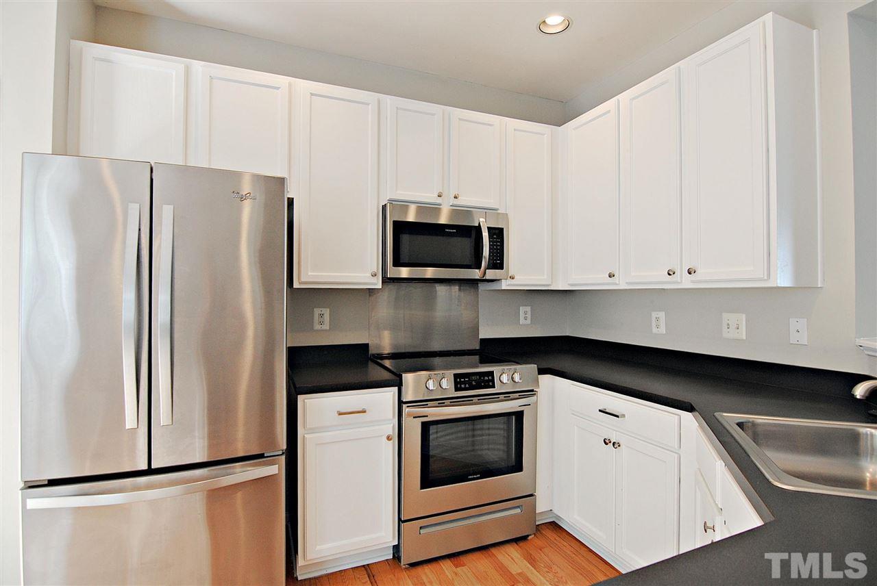 5538 Vista View Court Raleigh, NC 27612 - Photo 12 of 30