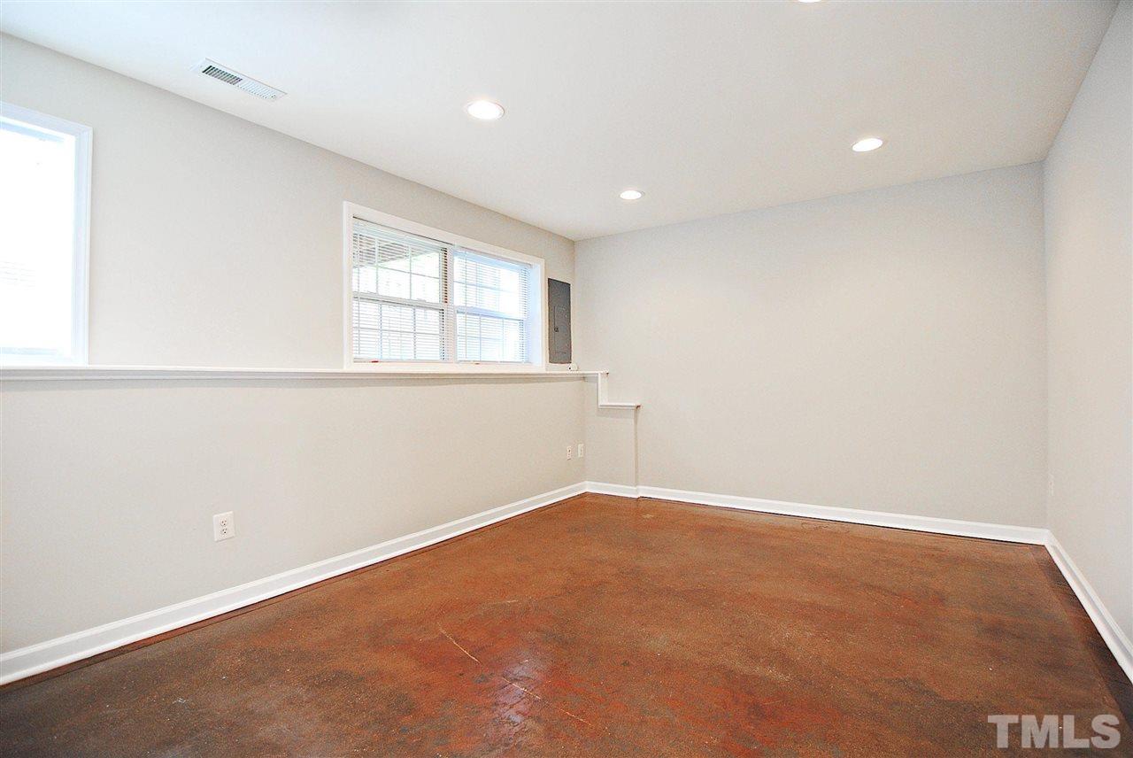 5538 Vista View Court Raleigh, NC 27612 - Photo 14 of 30