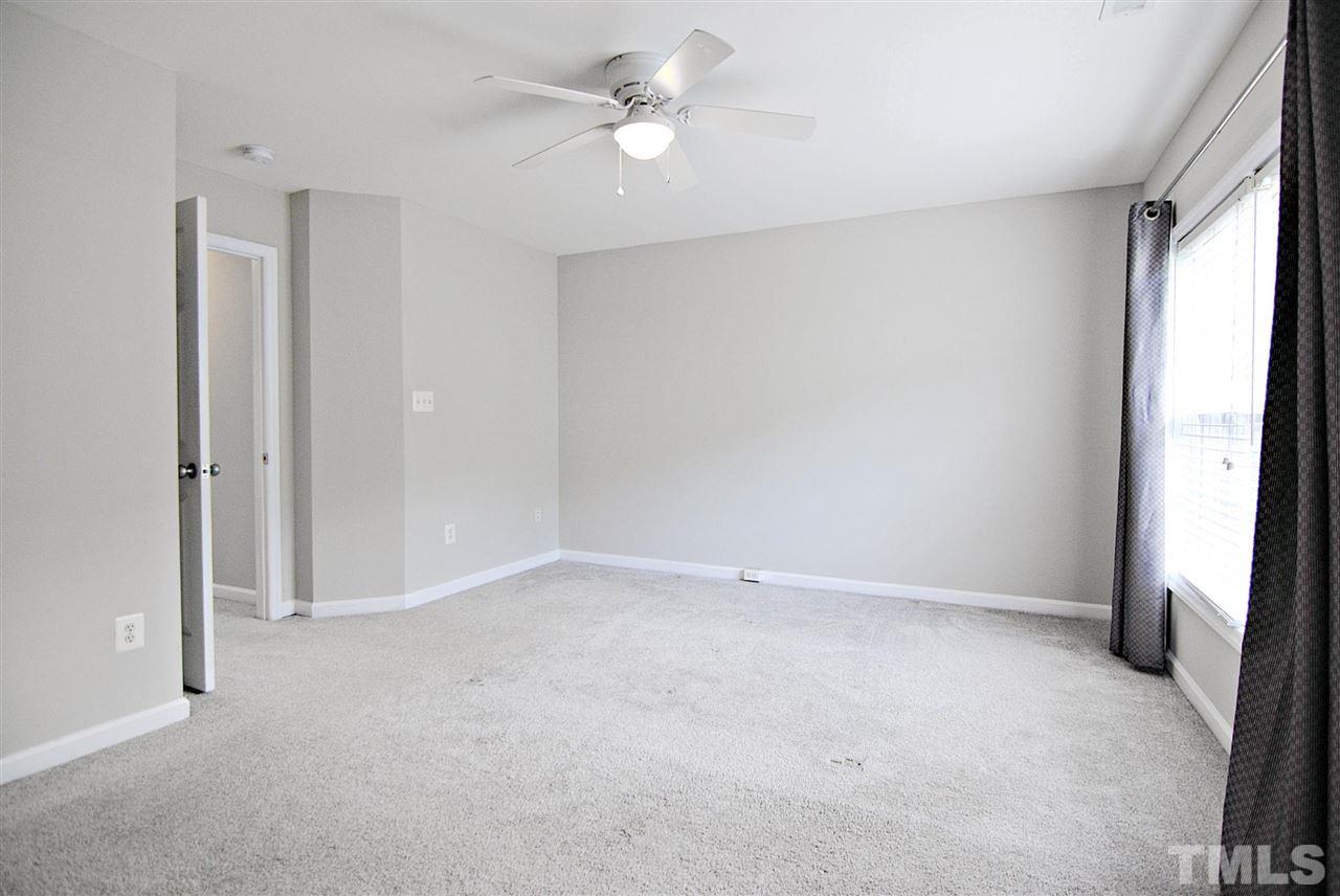 5538 Vista View Court Raleigh, NC 27612 - Photo 18 of 30
