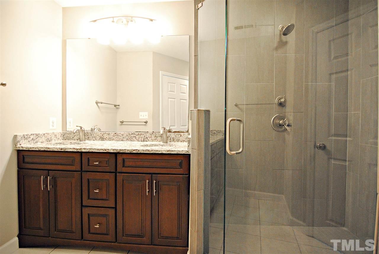 5538 Vista View Court Raleigh, NC 27612 - Photo 19 of 30