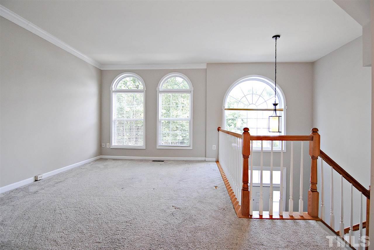 5538 Vista View Court Raleigh, NC 27612 - Photo 4 of 30