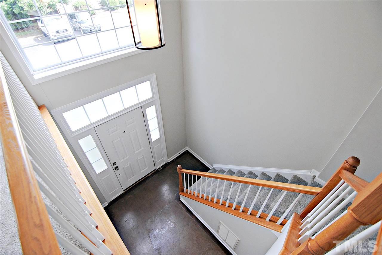 5538 Vista View Court Raleigh, NC 27612 - Photo 7 of 30