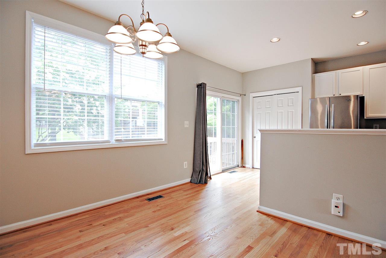 5538 Vista View Court Raleigh, NC 27612 - Photo 9 of 30