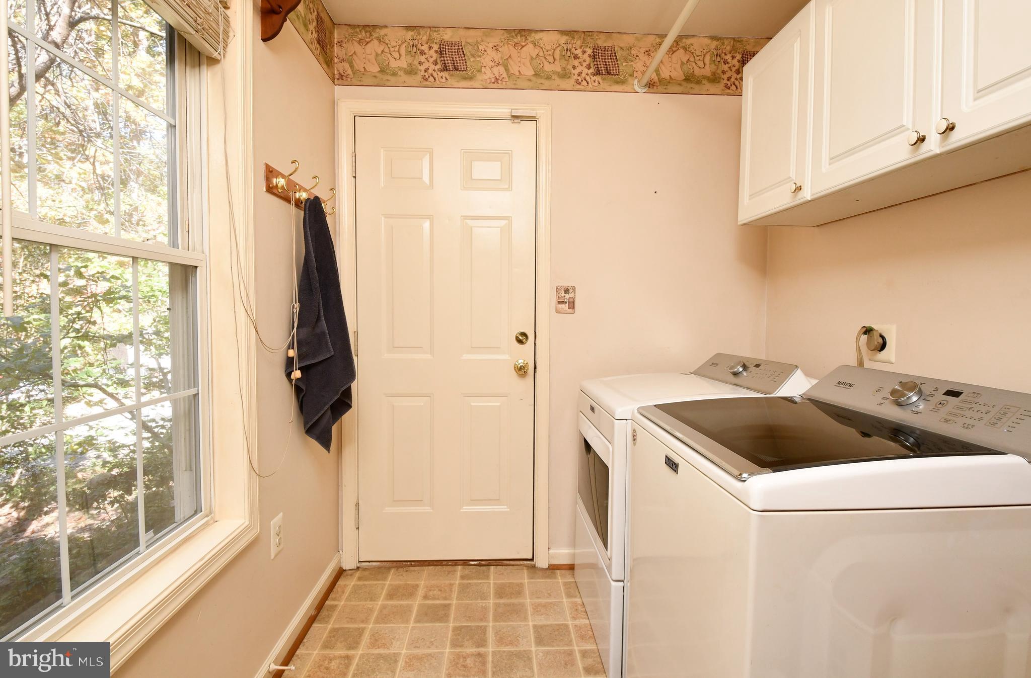 5911 Block House Road Partlow, VA 22534 - Photo 15 of 42 main level laundry