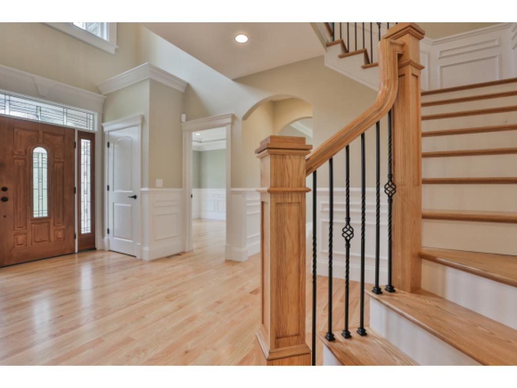 19 London Bridge Road Windham, NH 03087 - Photo 2 of 12