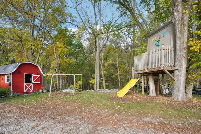 $599,900 | 150 Riverside Drive, Waterford, WI 53185