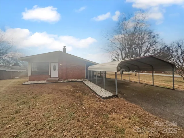 $203,000 | 185 Crosswhite Lane, Statesville, NC 28625