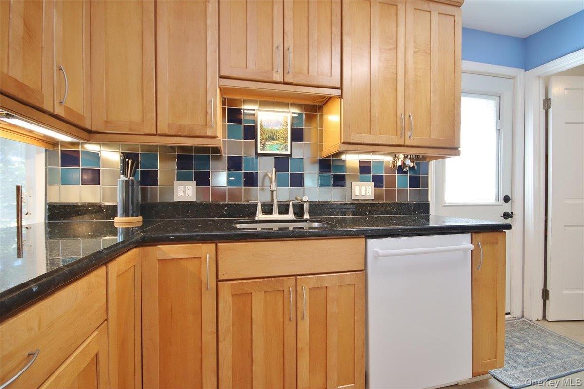 143 Old Post Road Marlboro, NY 12542 - Photo 23 of 49