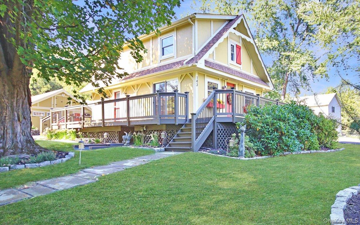 143 Old Post Road Marlboro, NY 12542 - Photo 4 of 49