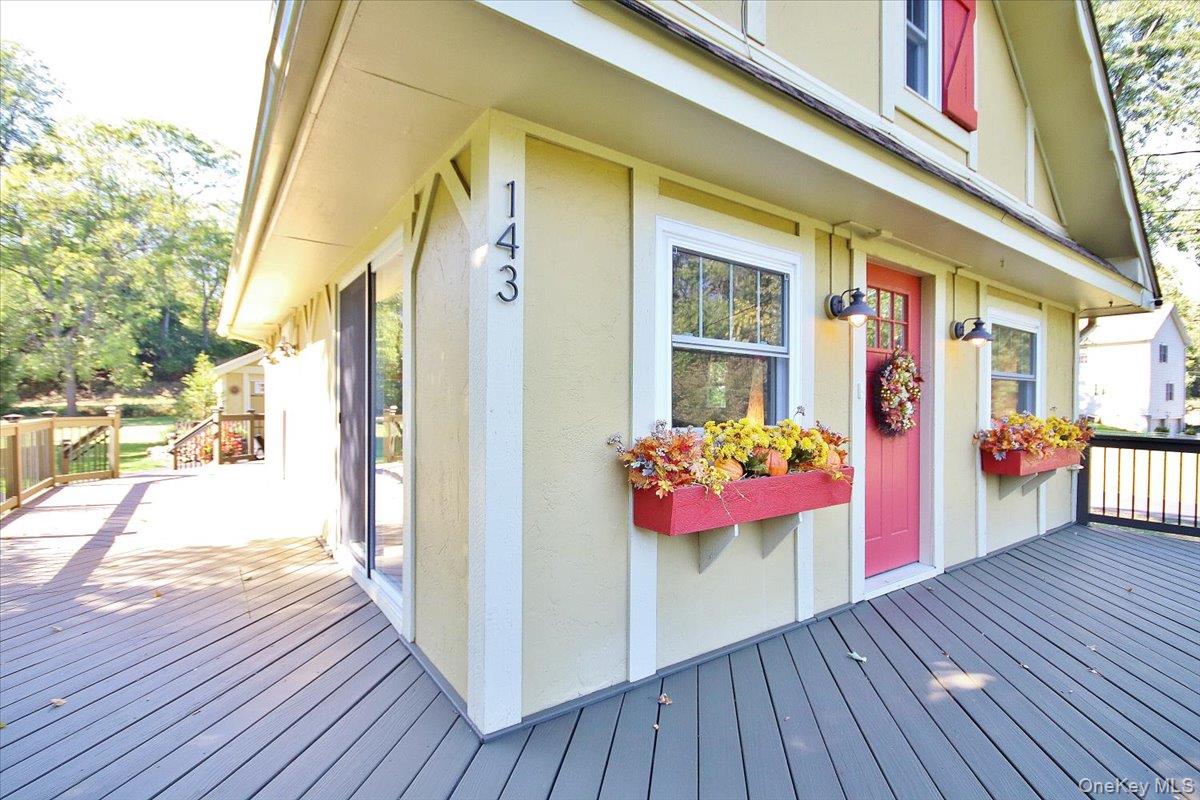 143 Old Post Road Marlboro, NY 12542 - Photo 10 of 49