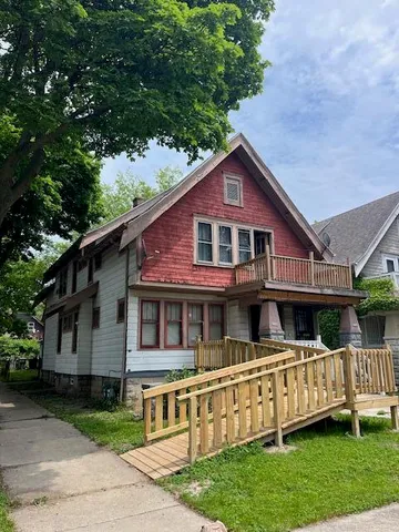 $99,900 | 3746 North 17th Street, Unit 3748, Milwaukee, WI 53206