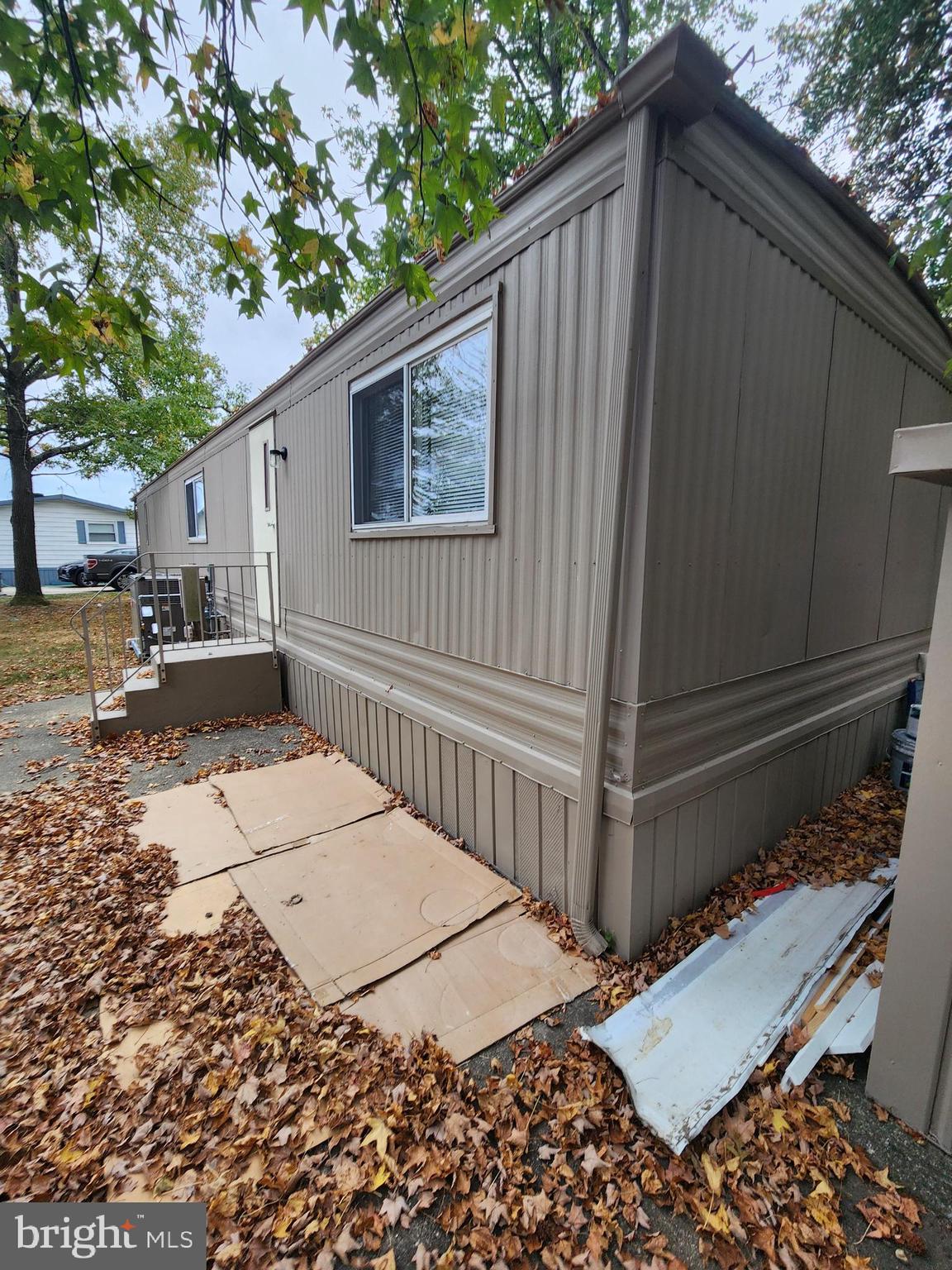 126 Country Lane Buena, NJ 08310 - Photo 3 of 12 a backyard of a house
