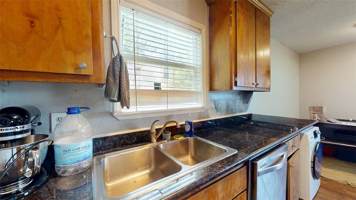 806 Oran Circle, Unit B Bryan, TX 77801 - Photo 6 of 16