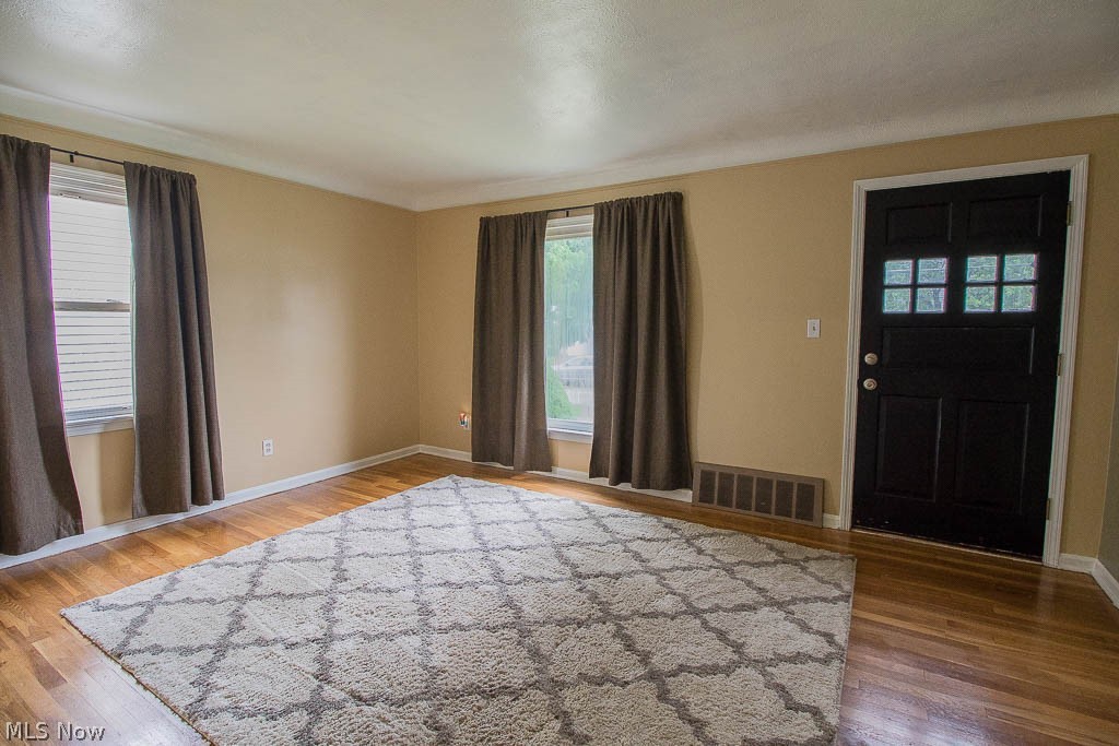 1644 Douglas Road Wickliffe, OH 44092 - Photo 3 of 18 Gallery Image 3