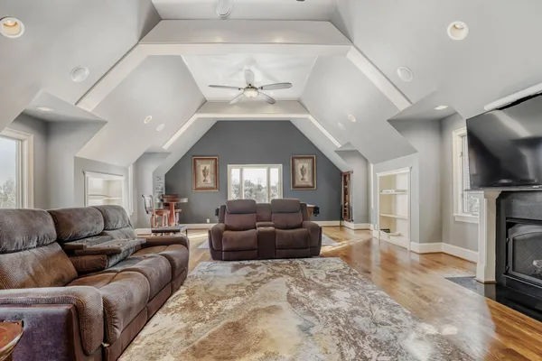 $1,350,000 | 130 West 12 Stones Crossing, Goodlettsville, TN 37072
