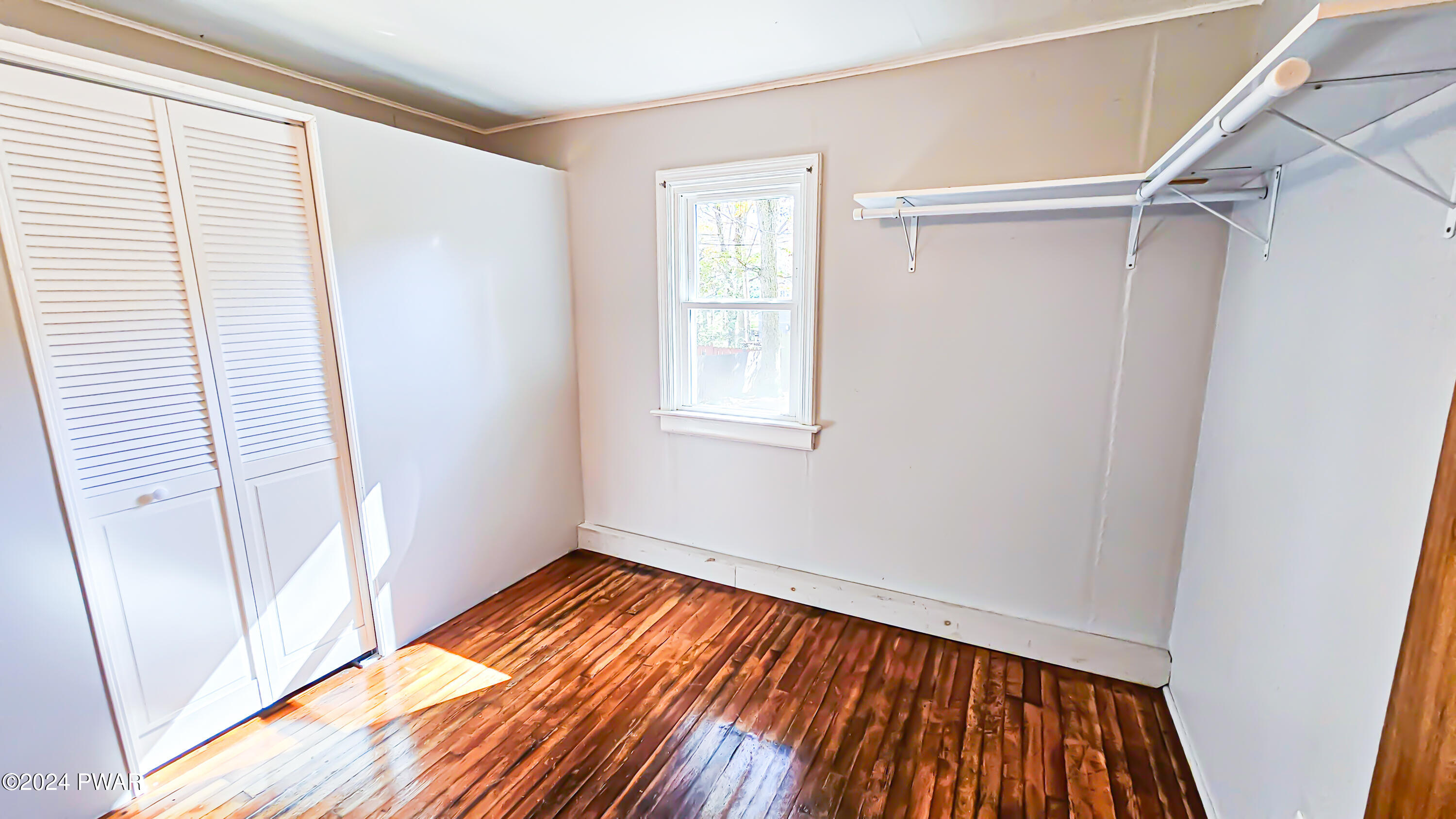 131 East Balsam Road Greentown, PA 18426 - Photo 33 of 48 20241017_140931