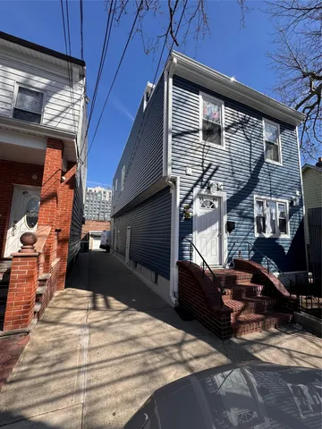 $1,399,000 | 69-21 49th Avenue | Maspeth