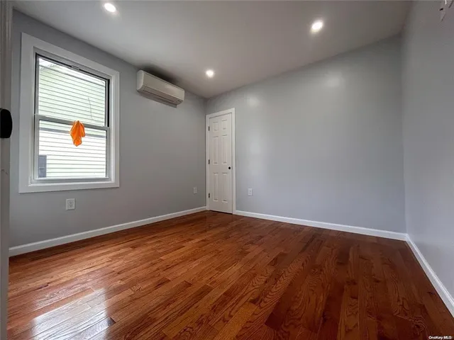 $1,399,000 | 69-21 49th Avenue | Maspeth