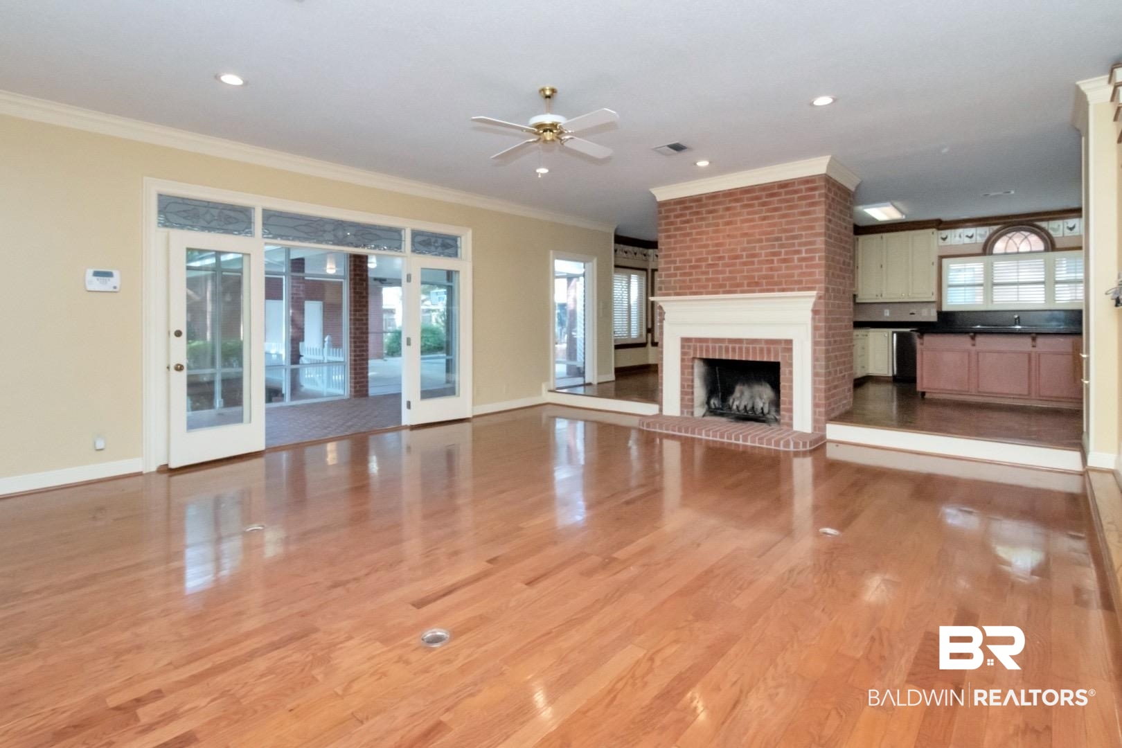 2132 Marchfield Drive South Mobile, AL 36693 - Photo 13 of 29 living room