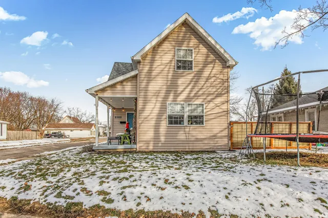 $154,900 | 2102 Plum Street, New Castle, IN 47362