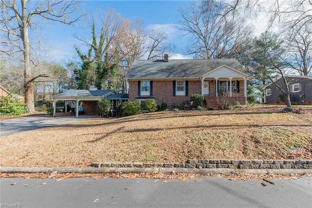 $282,000 | 601 Longview Drive, Thomasville, NC 27360