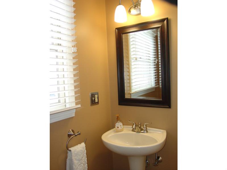 278 Stillwater Road Smithfield, RI 02917 - Photo 17 of 23 Bathroom.