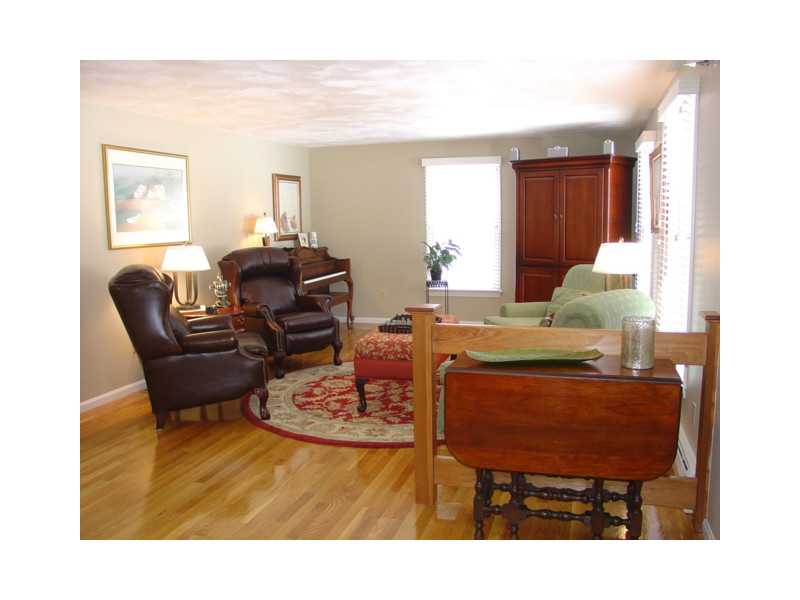 278 Stillwater Road Smithfield, RI 02917 - Photo 7 of 23 Living Room.