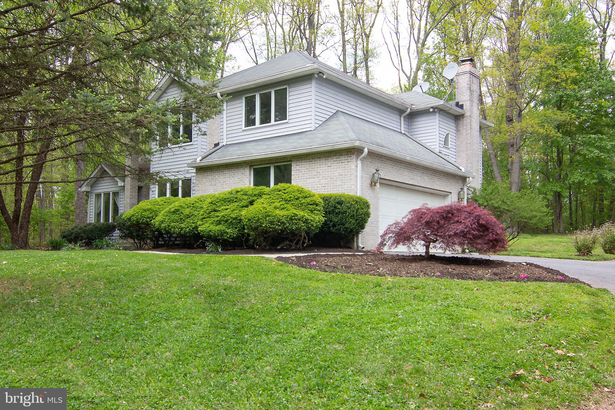 2037 Albert Rill Road Hampstead, MD 21074 - Photo 2 of 38 Side garage