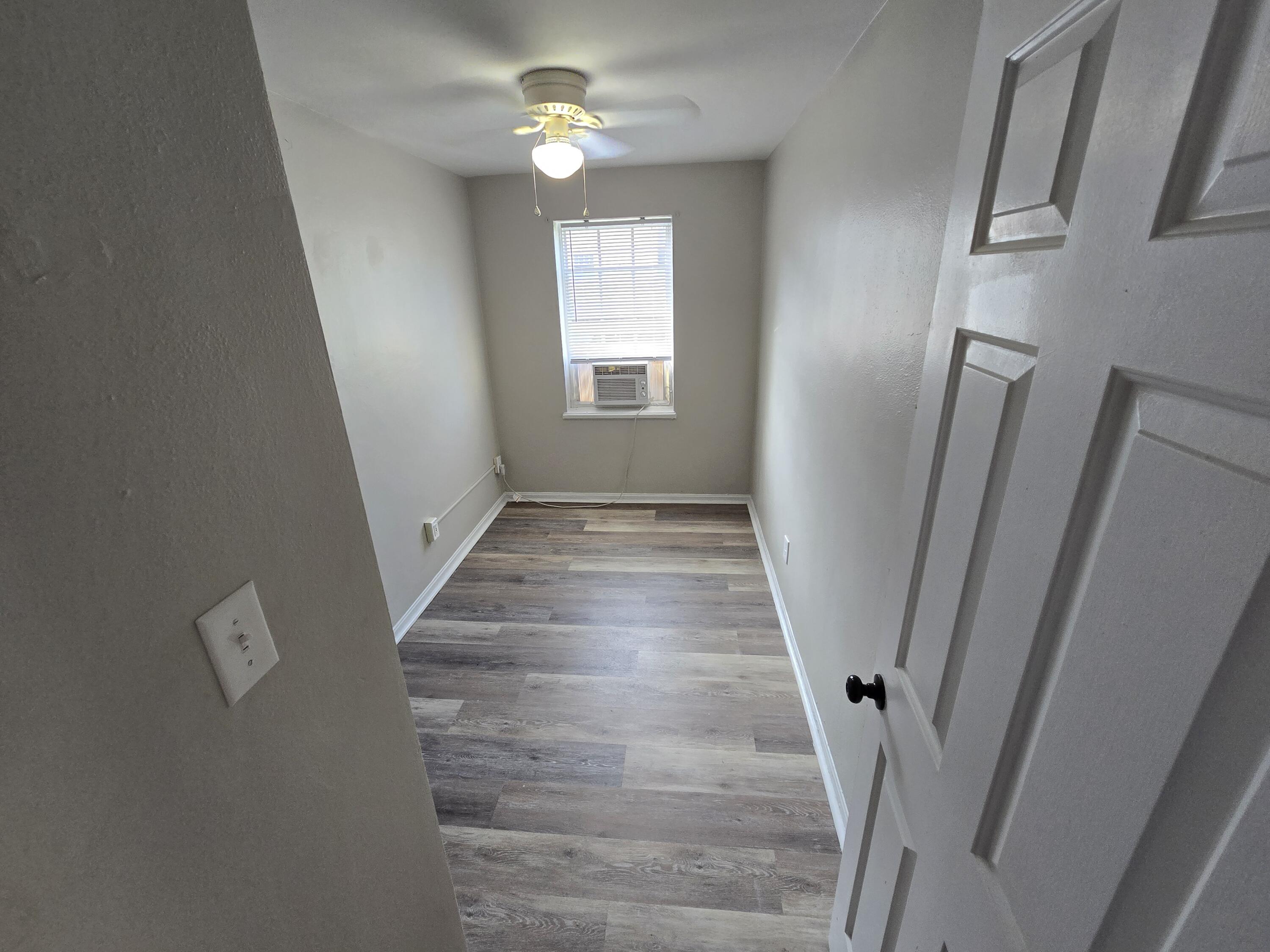 1732 Grandin Road Southwest, Unit 57 Roanoke, VA 24015 - Photo 6 of 7 Bedroom