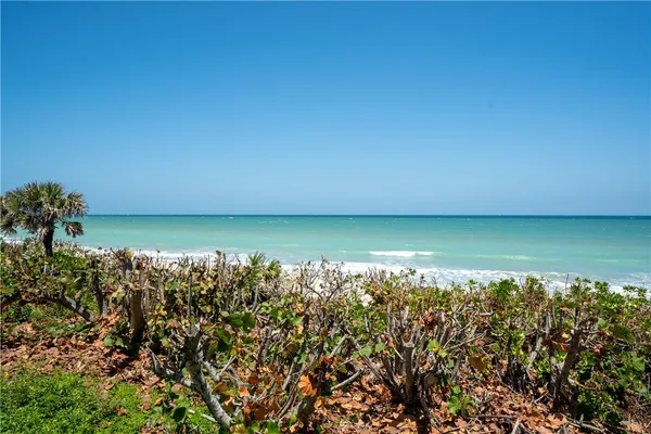 $1,495,000 | 20 Strand Drive, Vero Beach, FL 32963