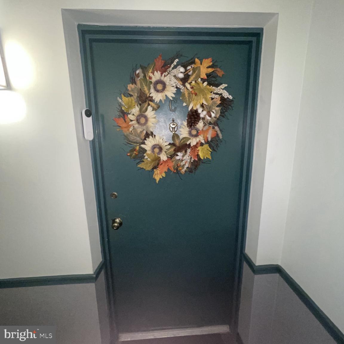 5904 C Kingsford Road, Unit 416 Springfield, VA 22152 - Photo 4 of 44 WELCOME TO UNIT C ON ENTRY LEVEL
