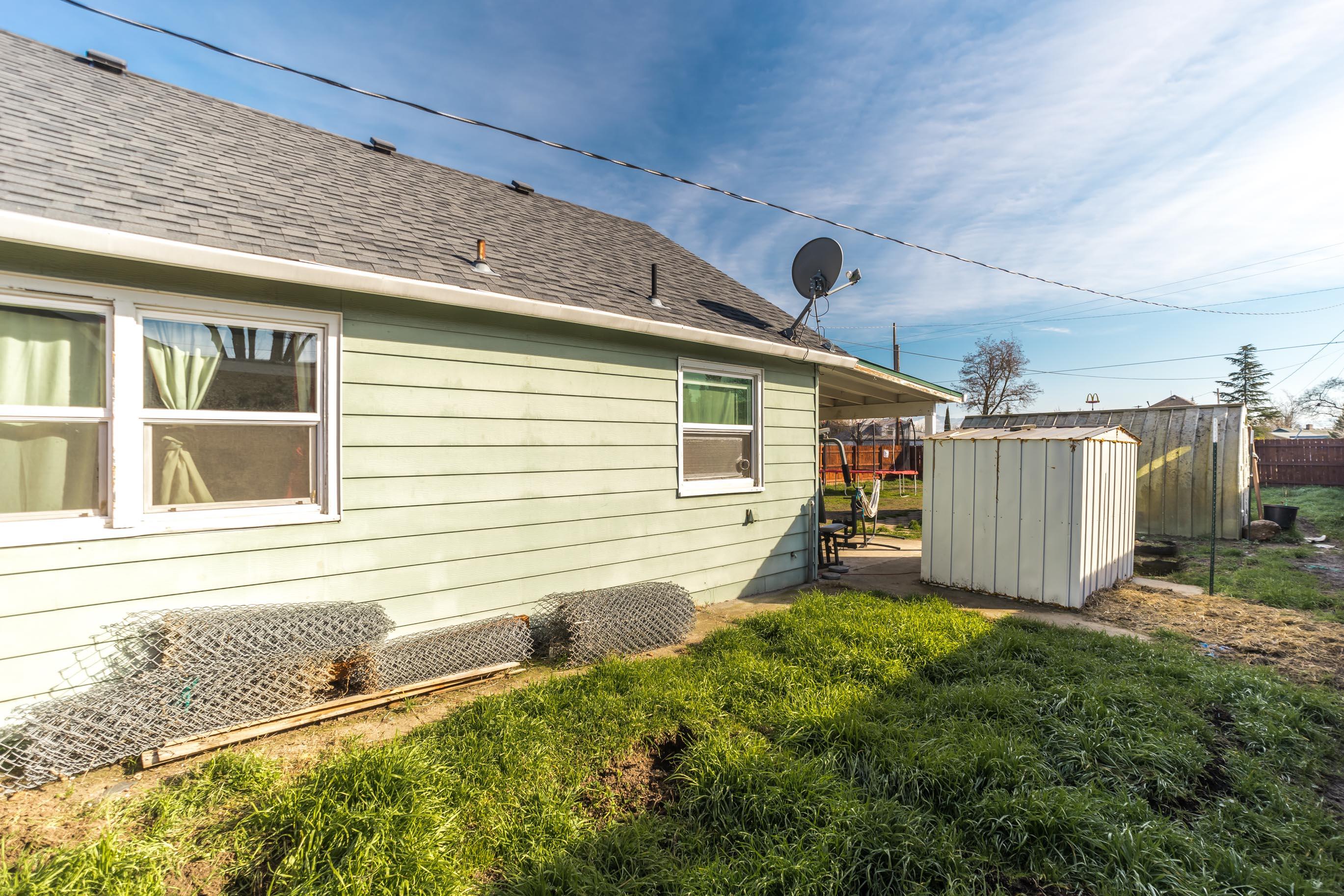 846 Maple Street Central Point, OR 97502 - Photo 5 of 29 Web-20