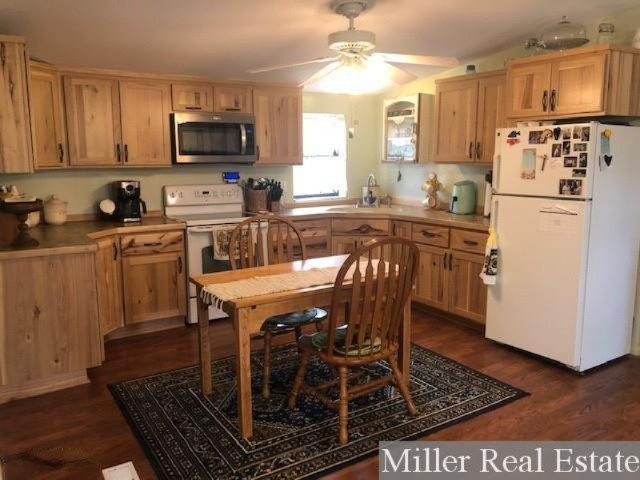 7451 East Cloverdale Road Nashville, MI 49073 - Photo 3 of 27 IMG_1594