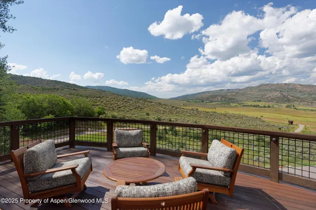 a view of outdoor space yard deck and patio