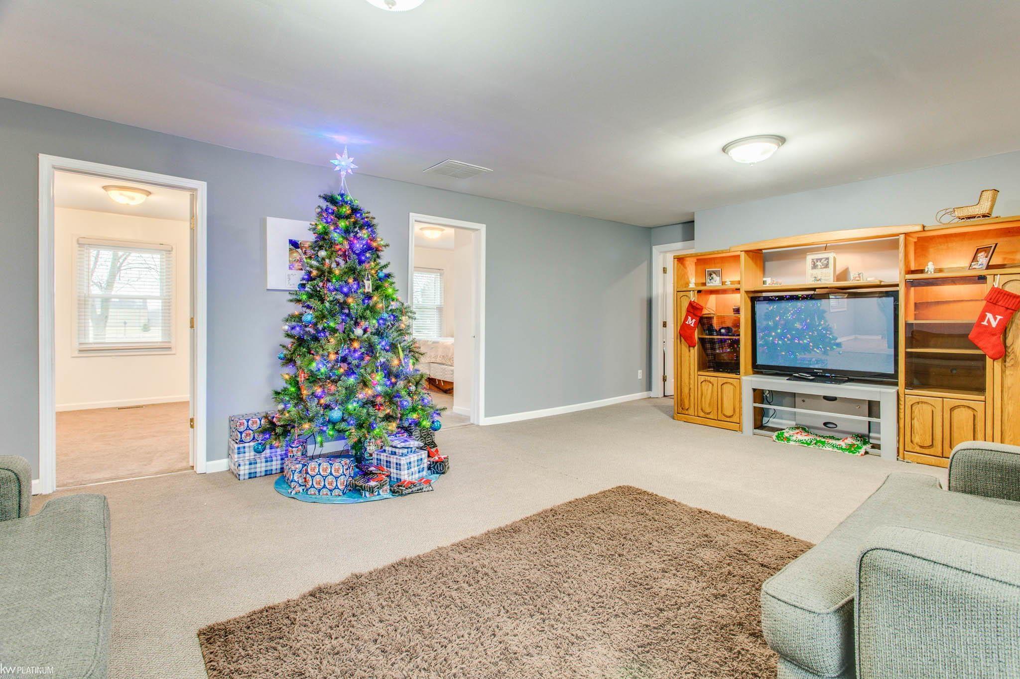 11747 Lambs Road Memphis, MI 48041 - Photo 9 of 19 50098215-8.JPG